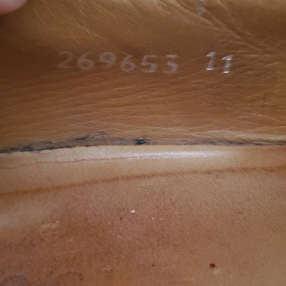 **SOLD** GUCCI Men's Loafers with horsebit - Picture 8 of 10